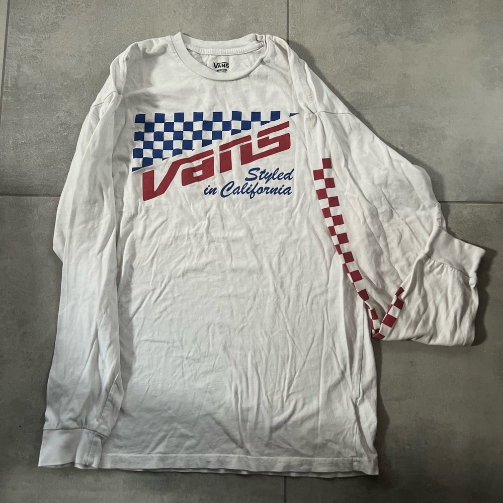 Men’s Medium Vans Long Sleeve Graphic Shirt